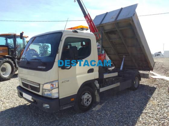 MITSUBISHI CANTER 3C13 CON PLUMA Y BASCULANTE.