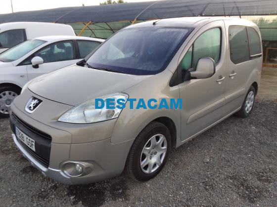 PEUGEOT PARTNER TEPEE 1.6 HDI 90 CV.  – MATRICULADA EN 2.010. – KILóMETROS 350.000. – AIRE CLIMATIZA