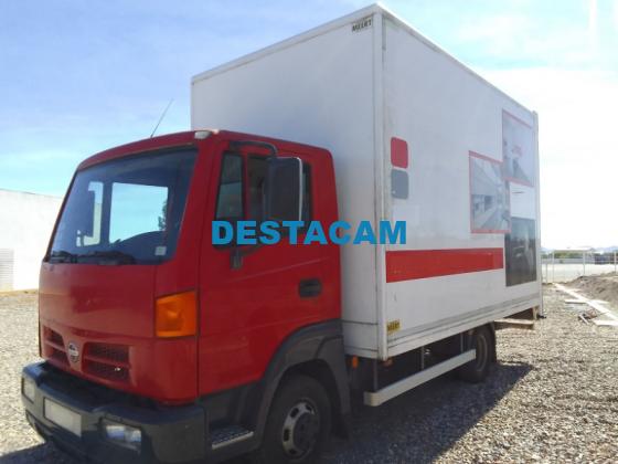 NISSAN ATLEON 56.13 PAQUETERO Y PUERTA ELEVADORA.