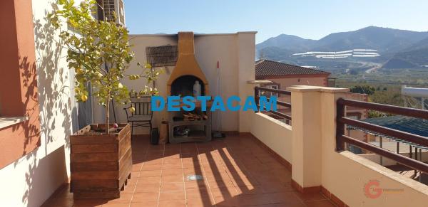 PISO  EN GRANADA,LOBRES