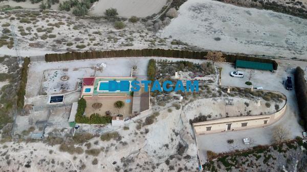 CASA CUEVA EN GRANADA,CúLLAR