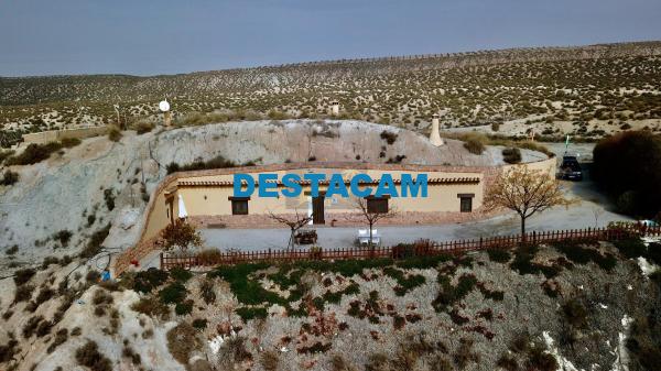 CASA CUEVA EN GRANADA,CúLLAR