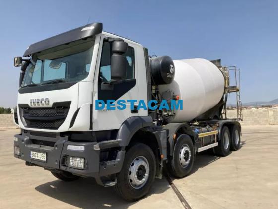 IVECO TRAKKER 400- HORMIGONERA