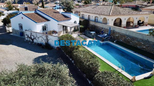 BUNGALOW  EN ALMERíA,ARBOLEAS