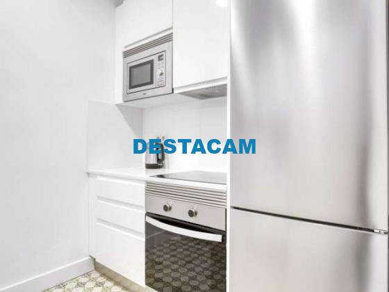 Apartamento de 3 dormitorios en alquiler en Barcelona