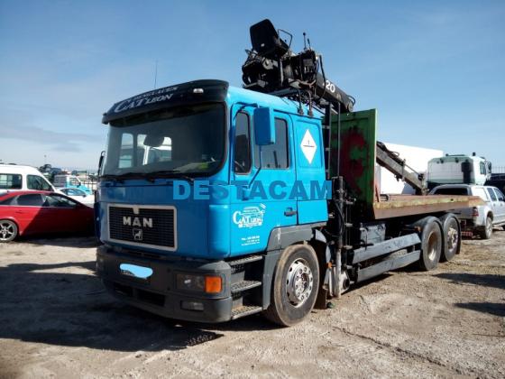 MAN  3 EJES   MULTILIFT  PORTACONTENEDORES DE GANCHO 414 CV