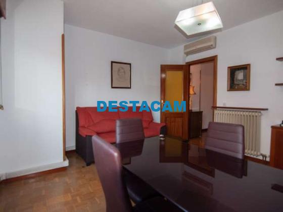 Apartamento amueblado de 2 dormitorios en alquiler en Guindalera, Madrid.