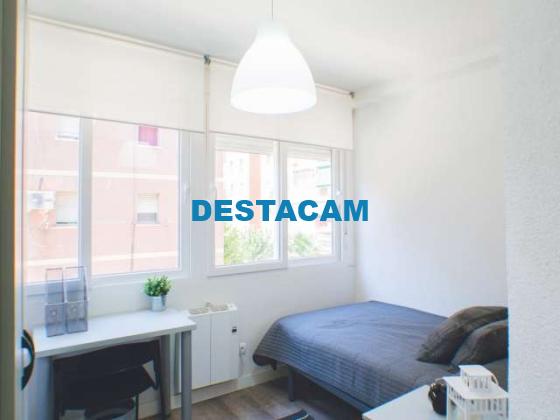 Gran habitación en apartamento de 4 dormitorios en Getafe, Madrid