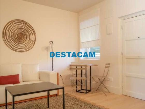 Apartamento de 2 dormitorios en alquiler en Castilla, Madrid