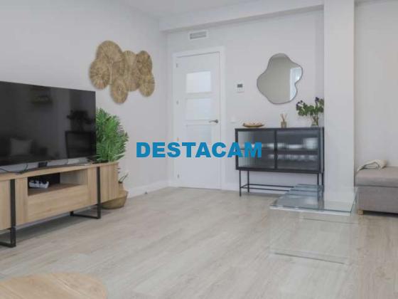 Apartamento de 4 dormitorios en alquiler en madrid.