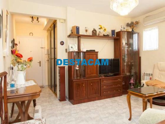 Apartamento de 2 dormitorios en alquiler en Puerta del Ángel, Madrid