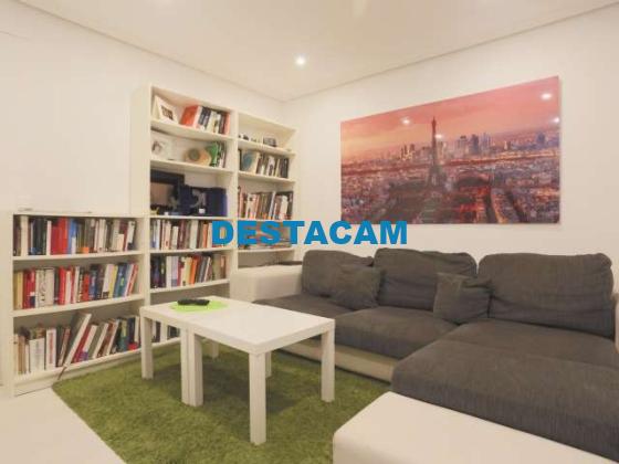 Apartamento de 3 dormitorios en alquiler en Pacífico, Madrid