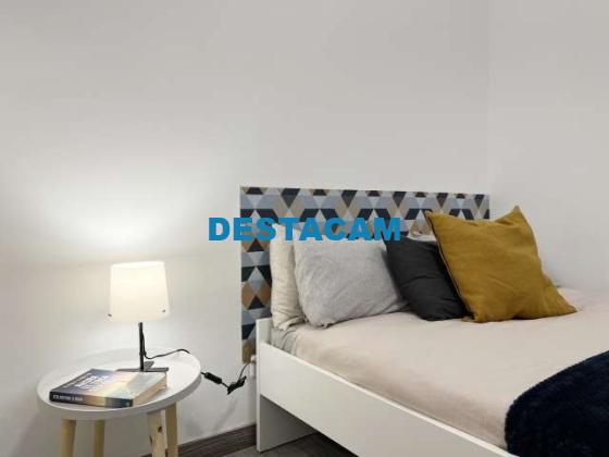 Amplia habitación en apartamento de 6 dormitorios en Malasaña, Madrid