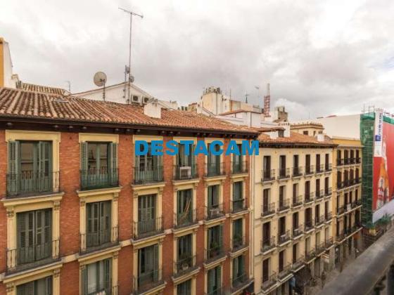 Se alquila habitación en piso de estudiantes de 15 habitaciones en Salamanca