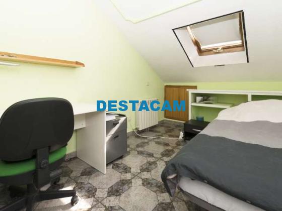 Dormitorio en piso compartido en Villaviciosa de Odón, Madrid