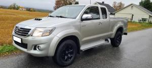 TOYOTA HILUX D-4D 144HP CABINA ADICIONAL 4WD SR