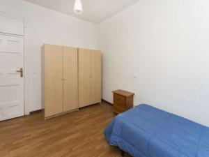 Habitación enorme en un apartamento de 9 dormitorios en Malasaña, Madrid