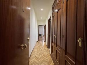 Apartamento de 1 dormitorio en alquiler en Cortes, Madrid