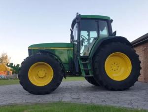 JOHN DEERE 6810