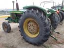 TRACTOR JOHN DEERE 2030.