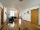 Apartamento de 2 dormitorios en alquiler en Ciutat Vella, Barcelona.